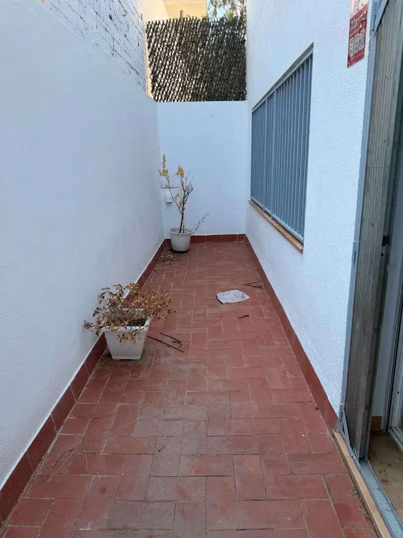 Local comercial de lloguer a Avinguda de Martí Pujol, imagen 9