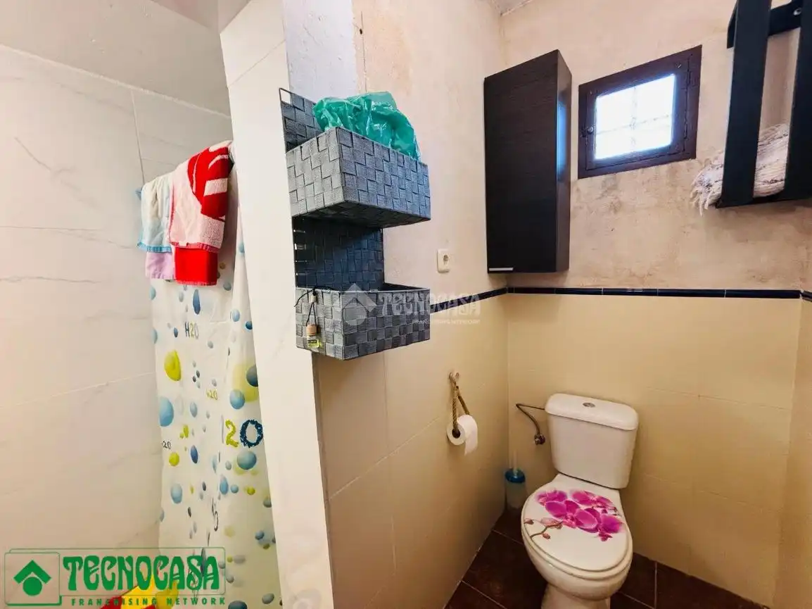 Bathroom of Land for sale in Mascaraque