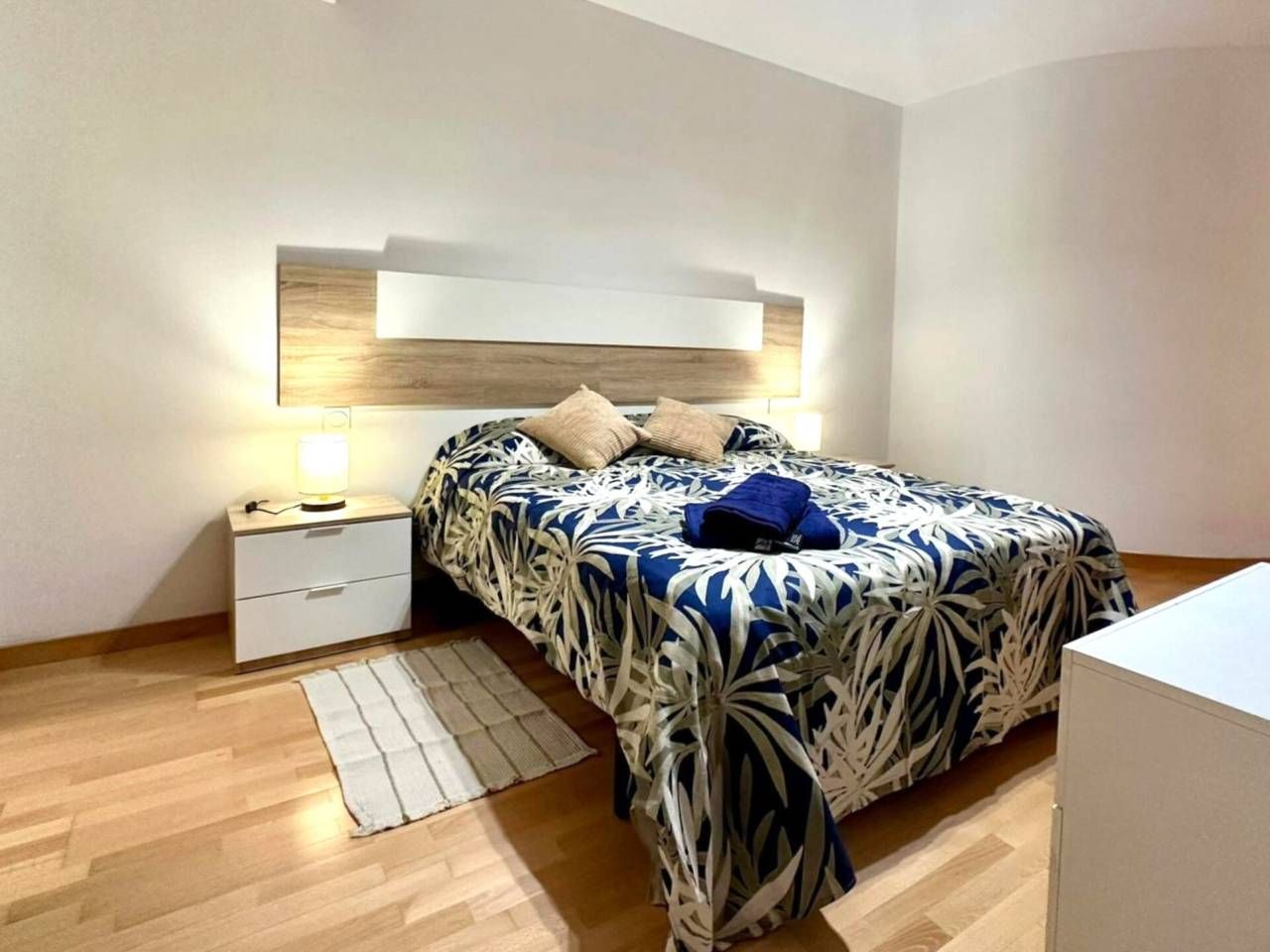 Bedroom of Duplex for sale in  Barcelona Capital