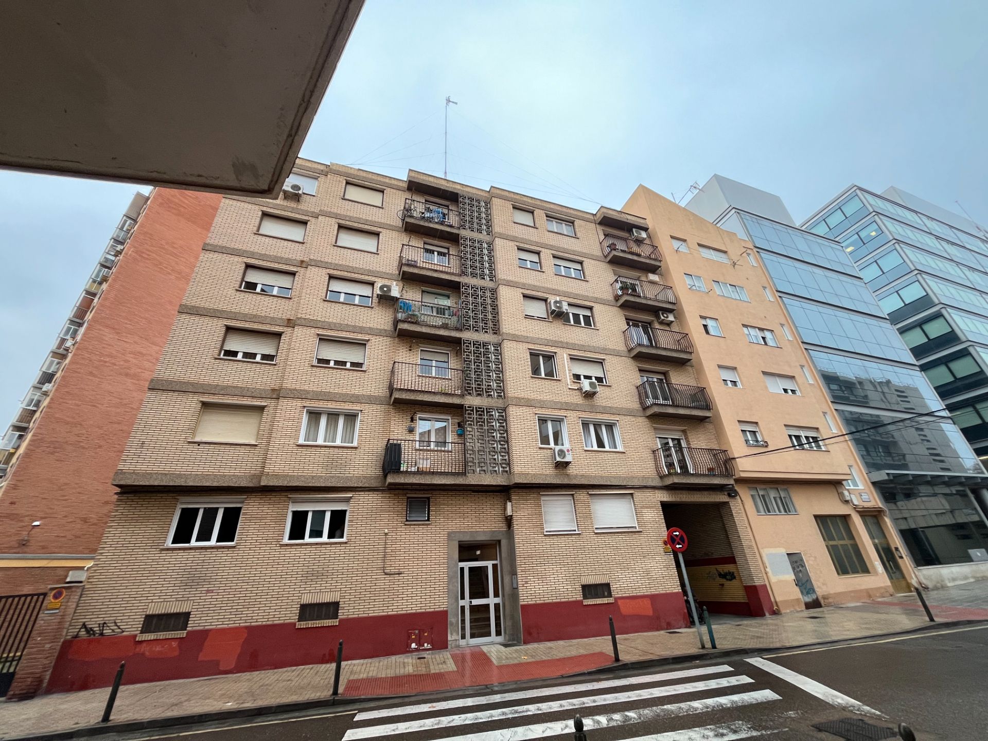 Exterior view of Flat for sale in  Zaragoza Capital  with Heating, Terrace and Furnished