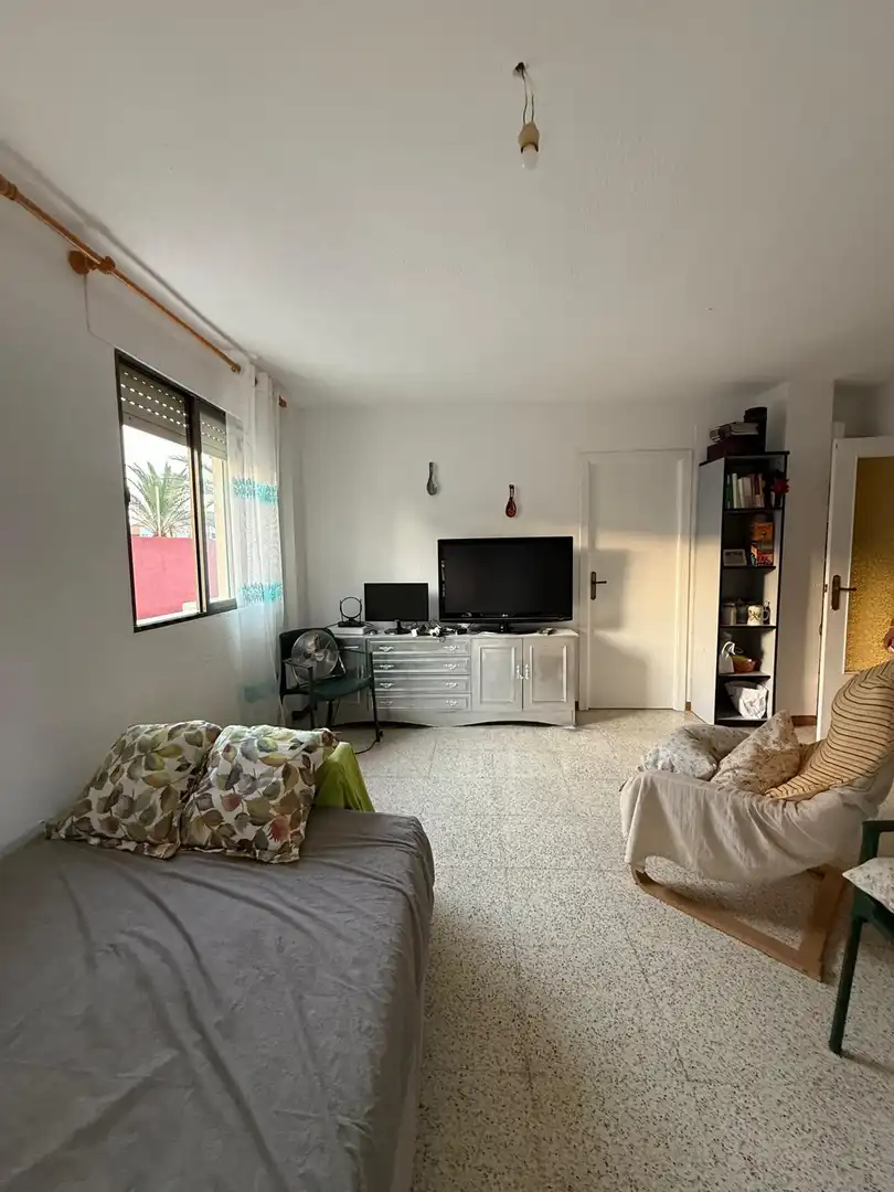Sala d'estar de Pis en venda en Pulpí amb Aire condicionat, Terrassa i Moblat