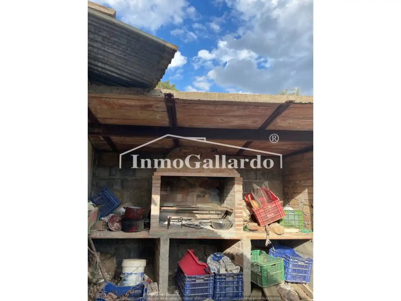 Houses for sale in Comares  with Private garden