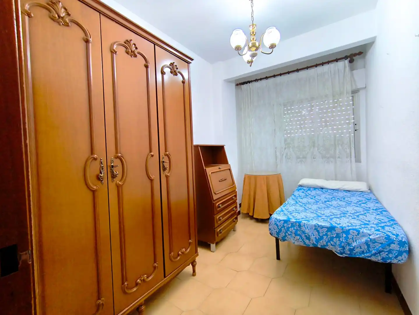 Bedroom of Flat for rent in Badajoz  with Furnished, Oven and Washing machine