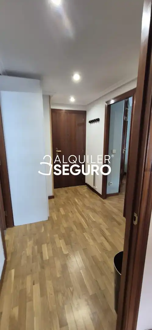 Loft zur Miete in Oviedo  mit Heizung, Terrasse und Möbliert