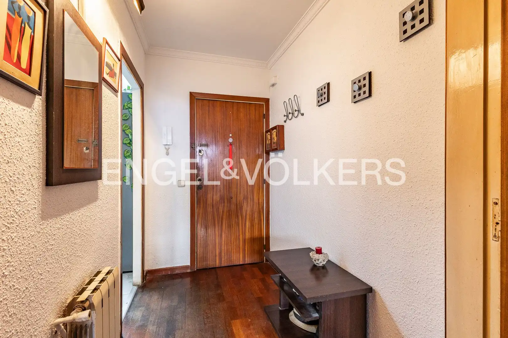 Wohnung zum Verkauf in Molins de Rei mit Klimaanlage, Heizung und Parkett