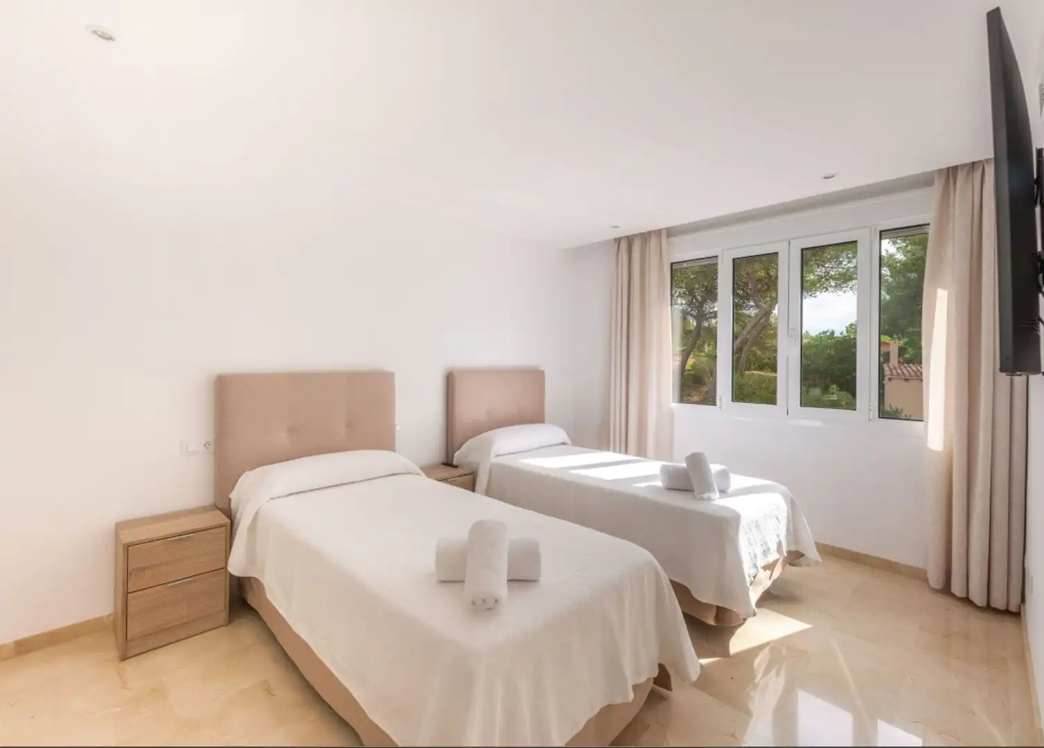 Dormitori de Finca rústica en venda en  Palma de Mallorca amb Aire condicionat, Calefacció i Jardí privat