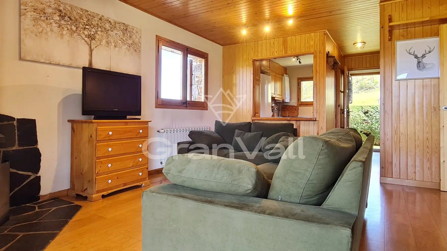 Sala d'estar de Casa adosada en venda en Fontanals de Cerdanya amb Calefacció, Jardí privat i Terrassa