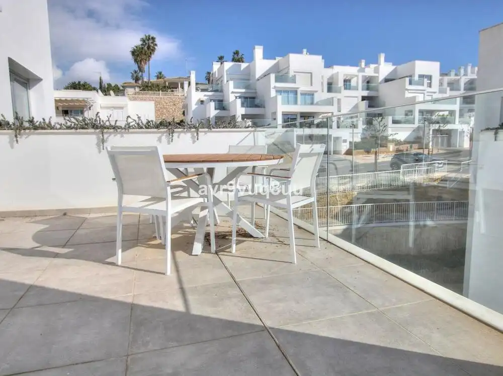 Àtic amb piscina en venda a Solymar, imagen 29