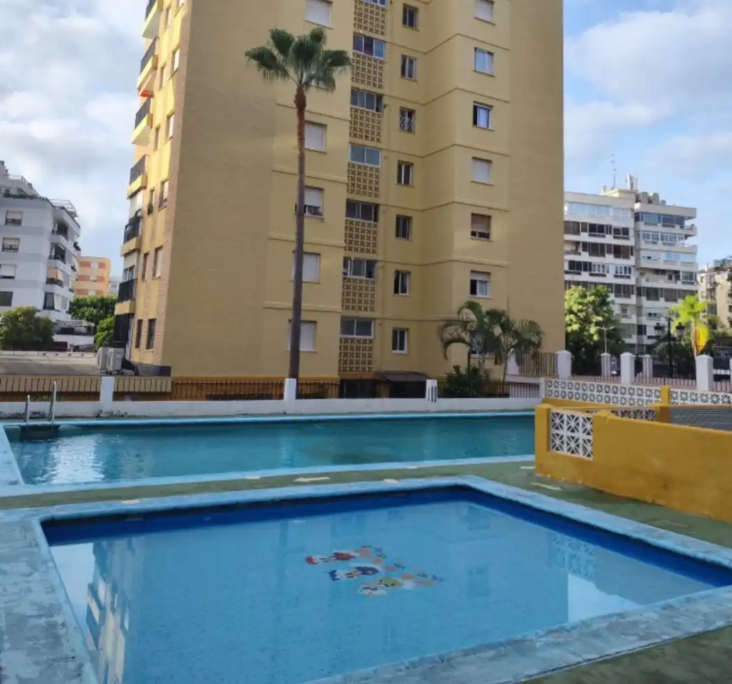 Piso con piscina en venta en Marbella Centro