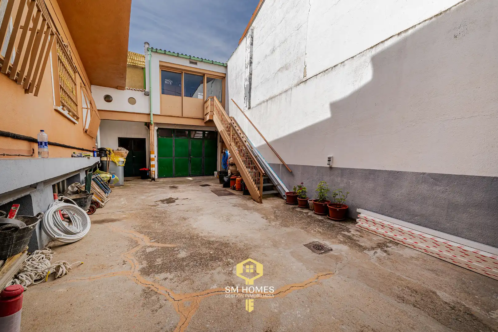Vista exterior de Casa o xalet en venda en Mejorada del Campo amb Aire condicionat, Calefacció i Terrassa