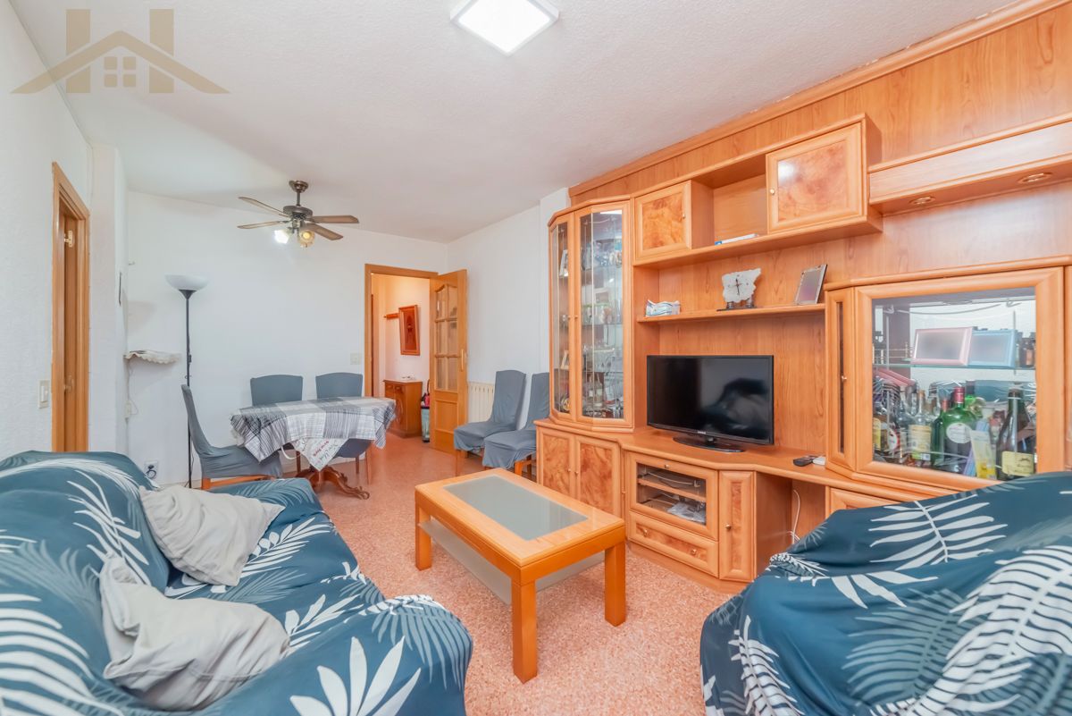 Living room of Flat for sale in Fuenlabrada  with Air Conditioner, Heating and Terrace