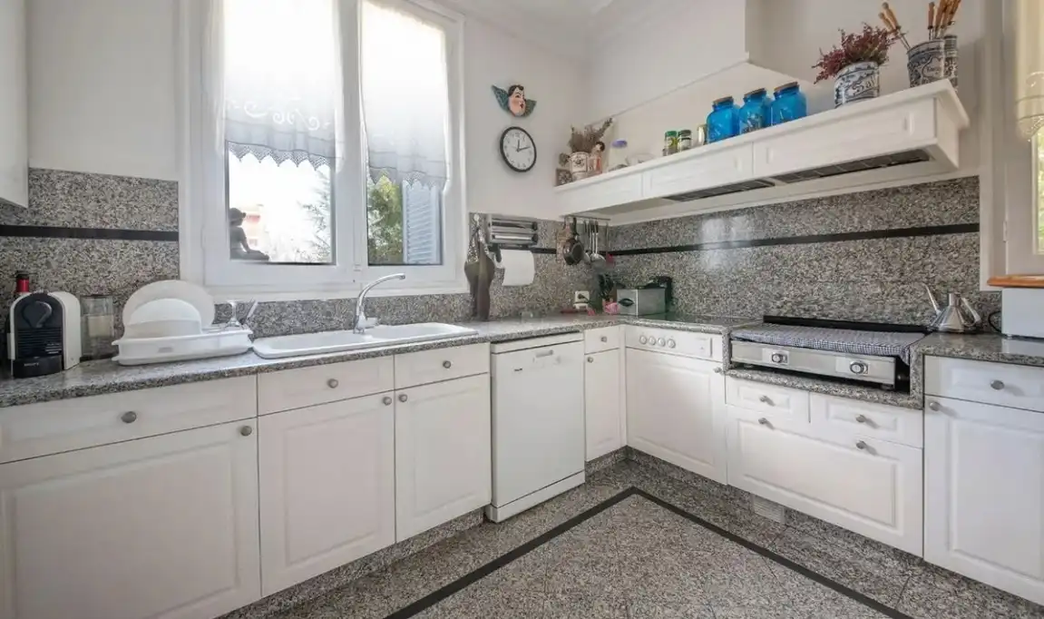 Cuina de Casa o xalet en venda en Capellades amb Aire condicionat, Calefacció i Jardí privat
