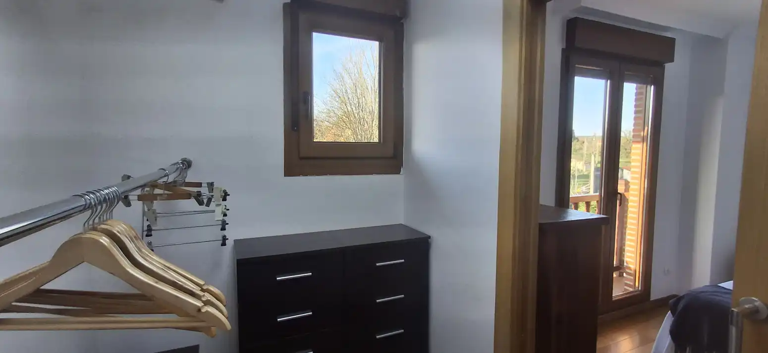 Habitación de Casa o chalet en venta en Santillana del Mar con Calefacción, Jardín privado y Parquet