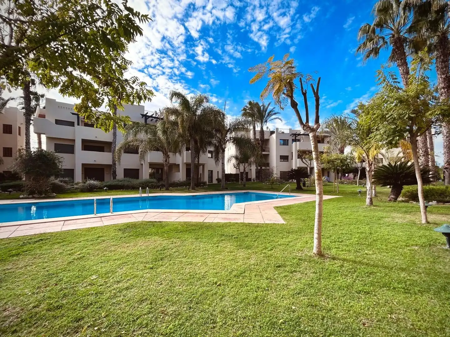 Baixos amb piscina de lloguer a Roda, imagen 23