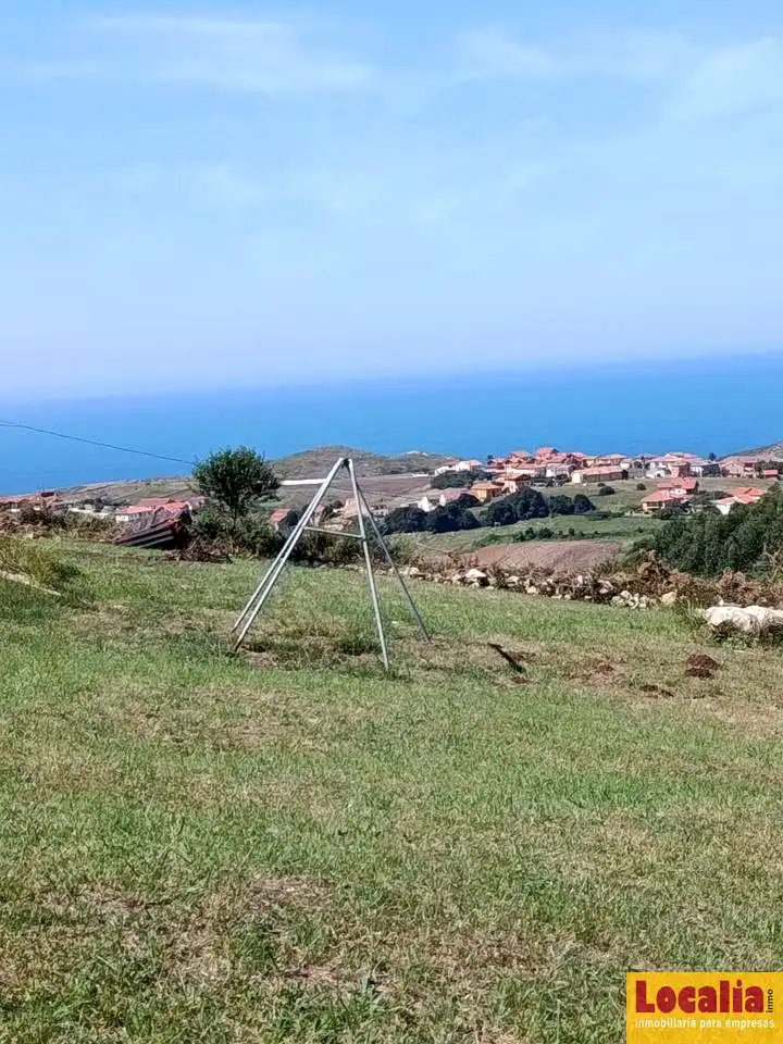 Residencial en venda en Suances
