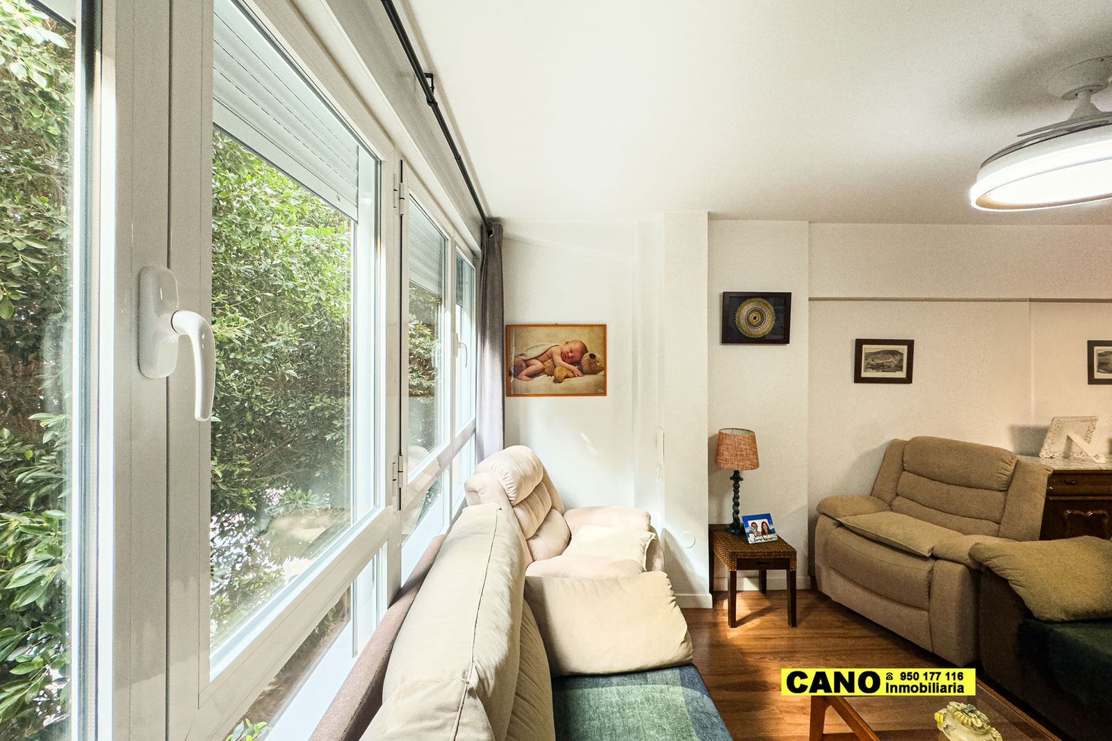 Living room of Flat for sale in  Almería Capital