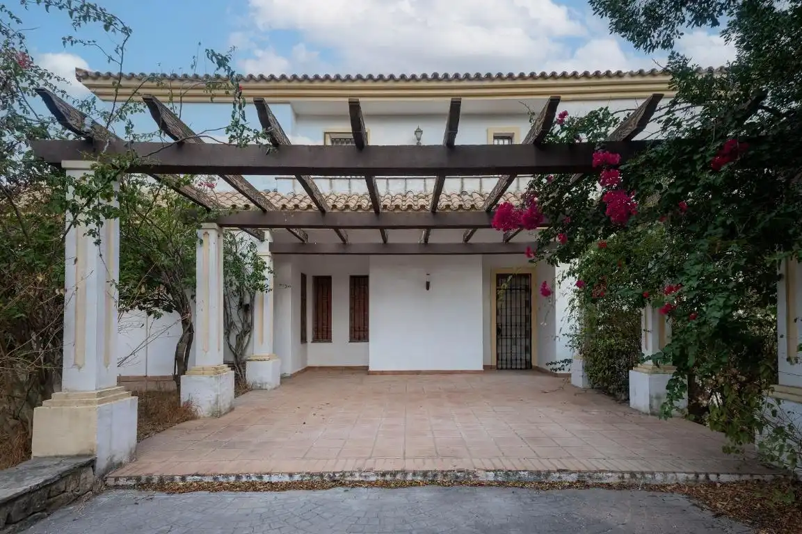 Casa o chalet en venta en Benalup-Casas Viejas con Jardín privado, Trastero y Piscina