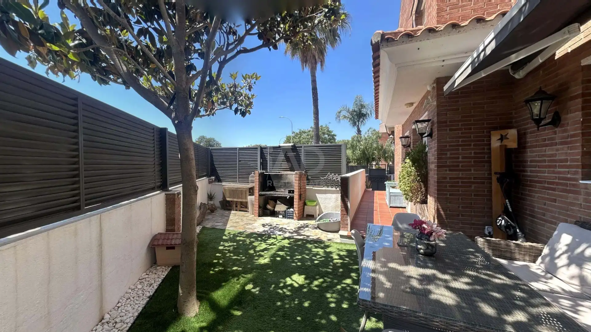 Garden of Houses for sale in Cambrils  with Air Conditioner, Heating and Swimming Pool