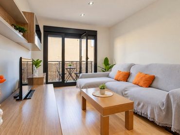 Piso con balcón en venta en Calle de Altamira 58