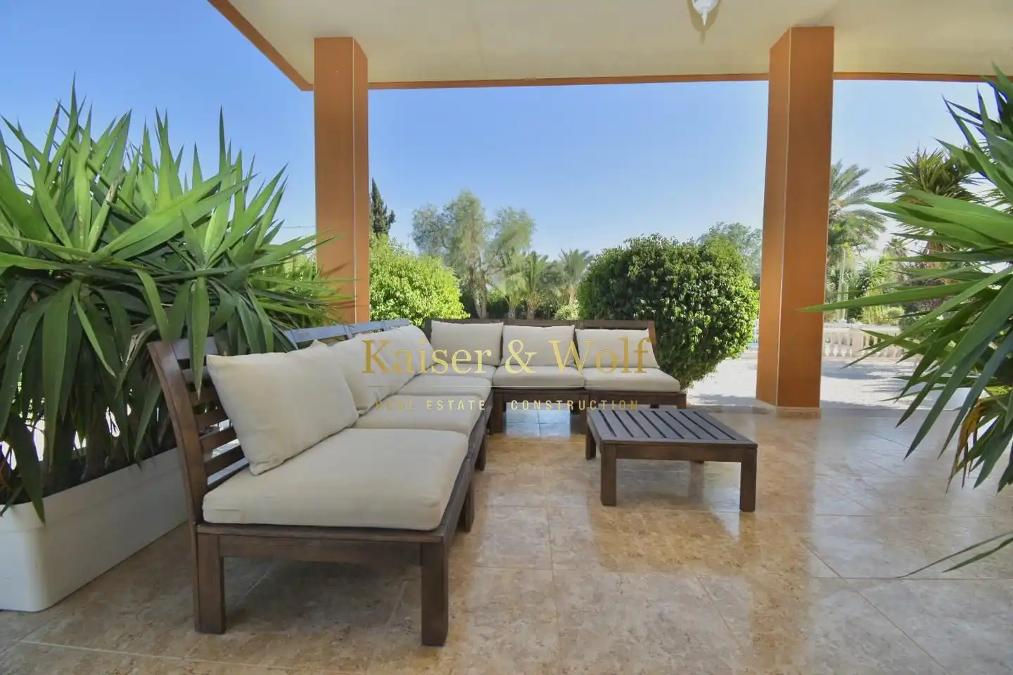 Houses for sale in Lugar Derramado, Algorós - El Derramador