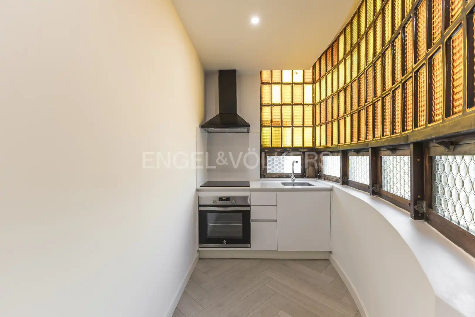 Kitchen of Flat for rent in Madrid  with Air Conditioner, Heating and Furnished