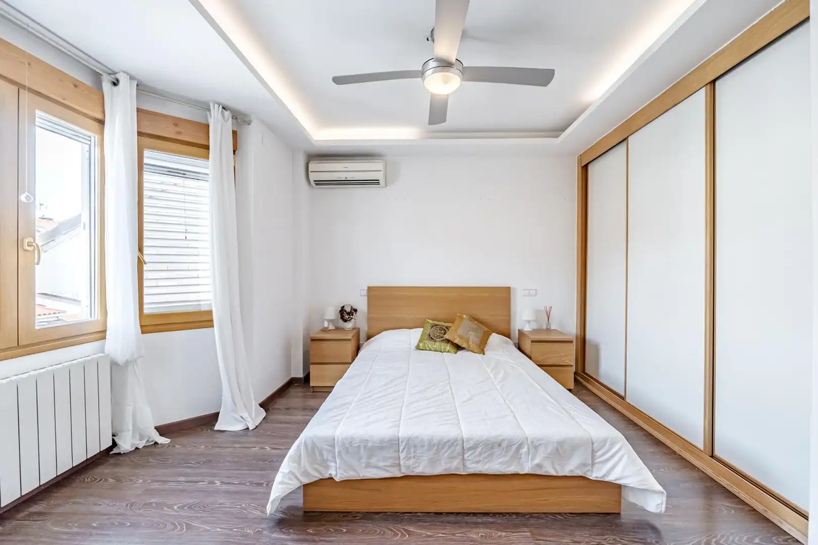 Bedroom of Detached homes for sale in Valdemoro  with Air Conditioner and Heating