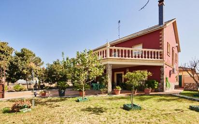 Jardí de Casa o xalet en venda en Jerez de la Frontera amb Aire condicionat, Terrassa i Piscina