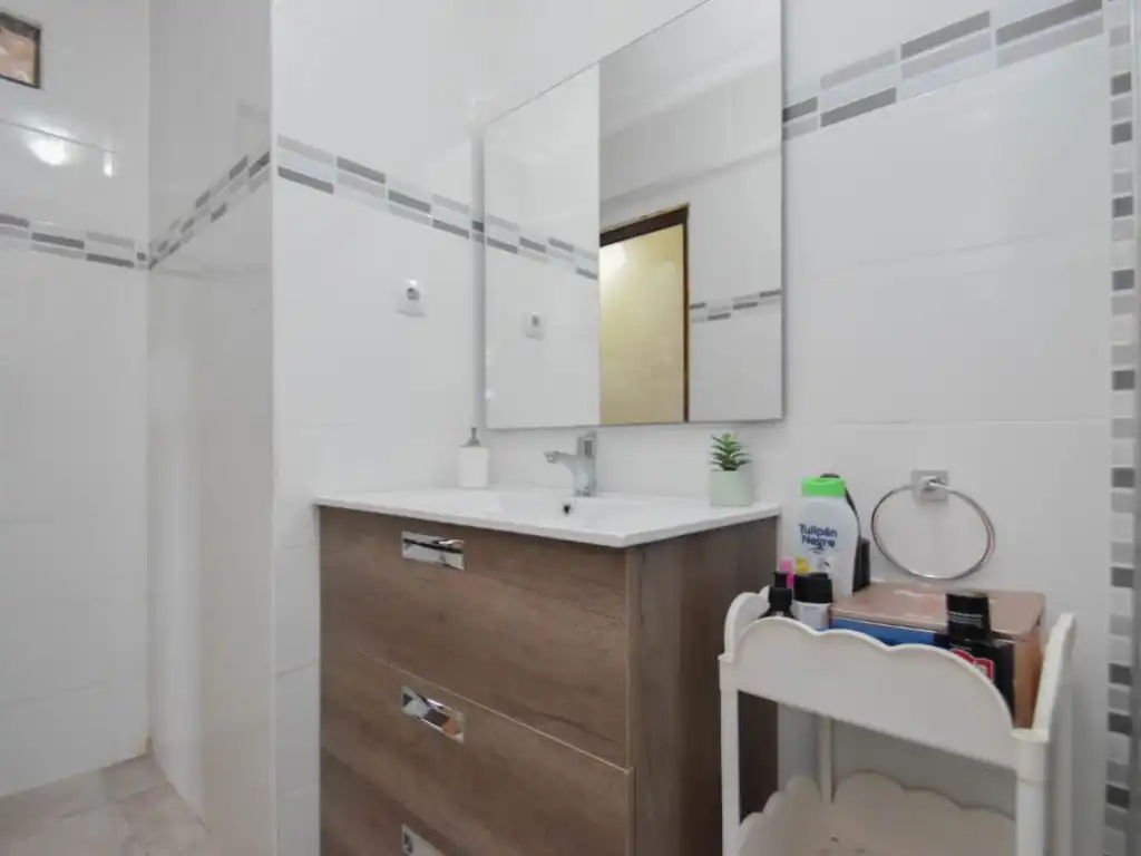 Piso con ascensor en venta en Calle Delfin, imagen 9