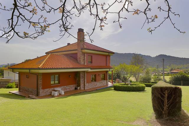 Casa-chalet en Venta en Gijón - CM DEL CANTU LA PARADA, 136 en Sierín