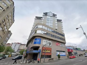 Oficina en venda a Praza de América