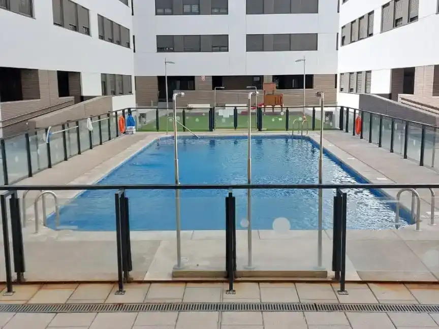 Piscina de Piso en venta en Madrid con Aire acondicionado, Parquet y Trastero
