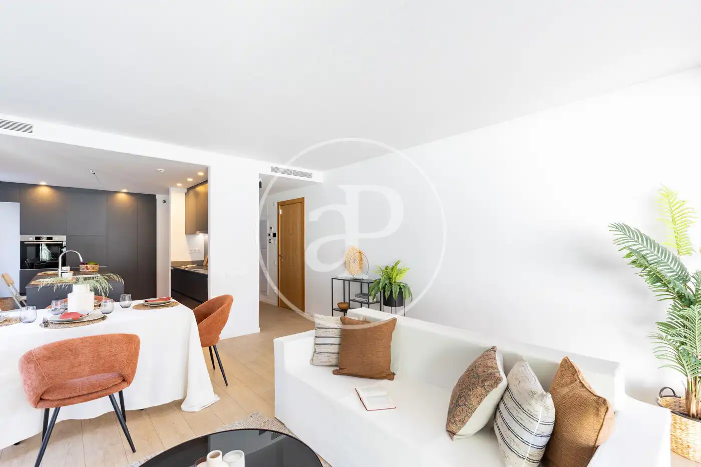 Sala de estar de Piso en venta en Sant Cugat del Vallès con Aire acondicionado, Calefacción y Jardín privado