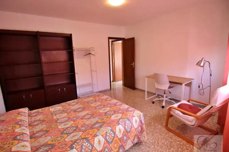 Habitación de Piso de alquiler en Los Realejos con Terraza, Amueblado y Balcón