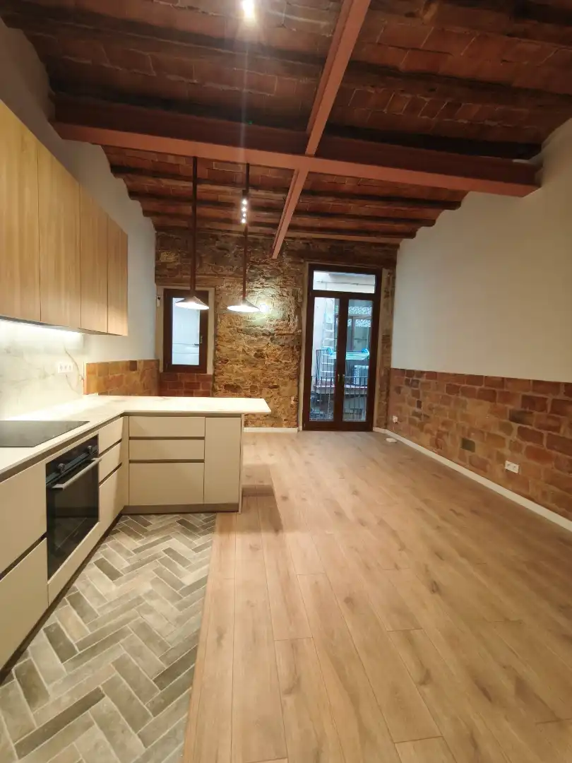 Cuina de Pis en venda en Barcelona amb Aire condicionat, Calefacció i Parquet