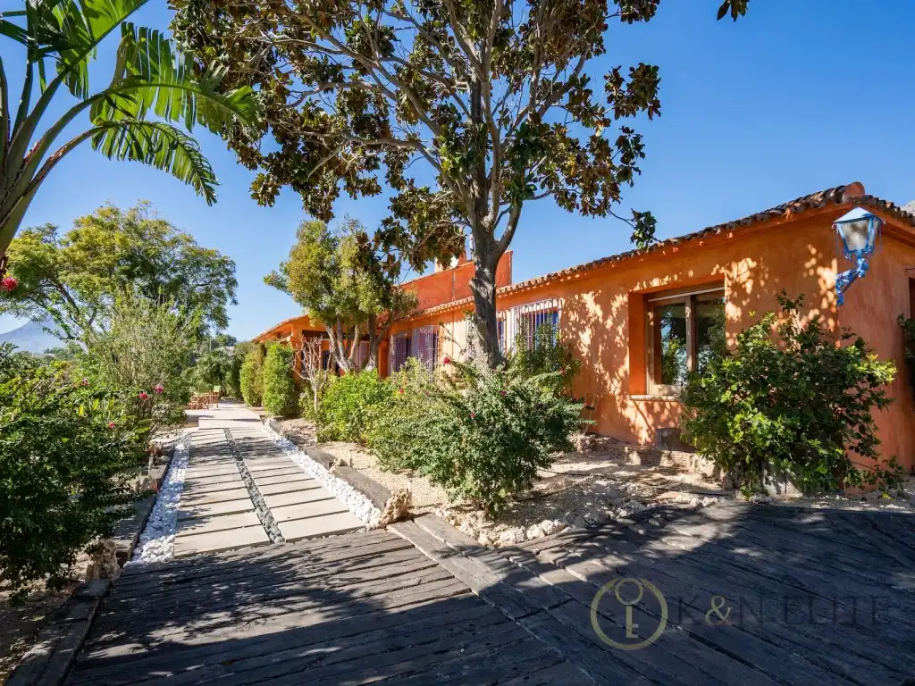 Detached house with pool for sale in Calle Friula-S.A.Golf, imagen 4