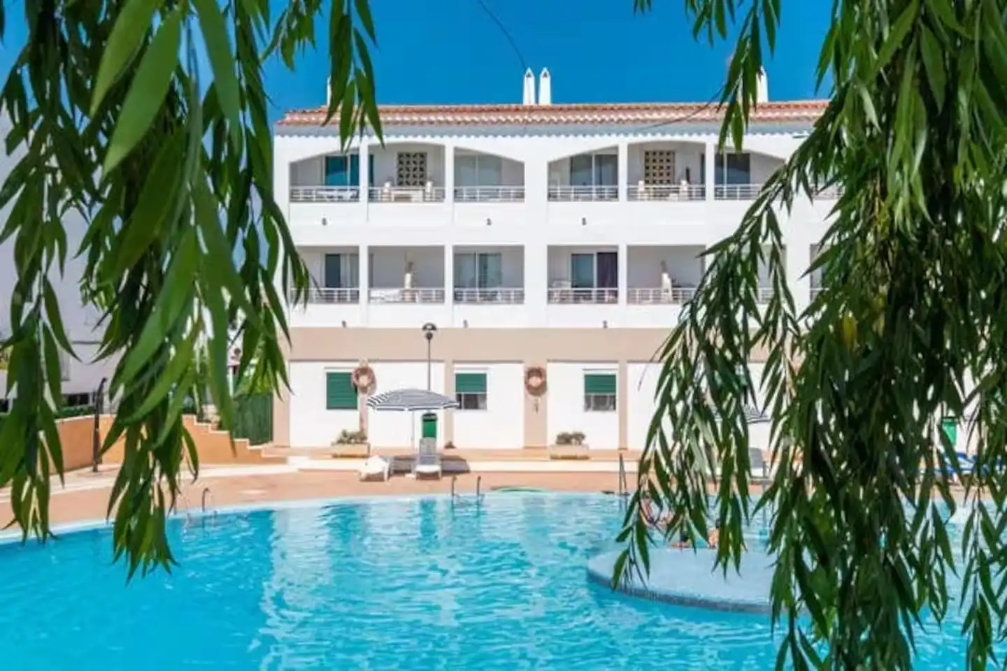 Piscina de Apartamento en venta en Ciutadella de Menorca