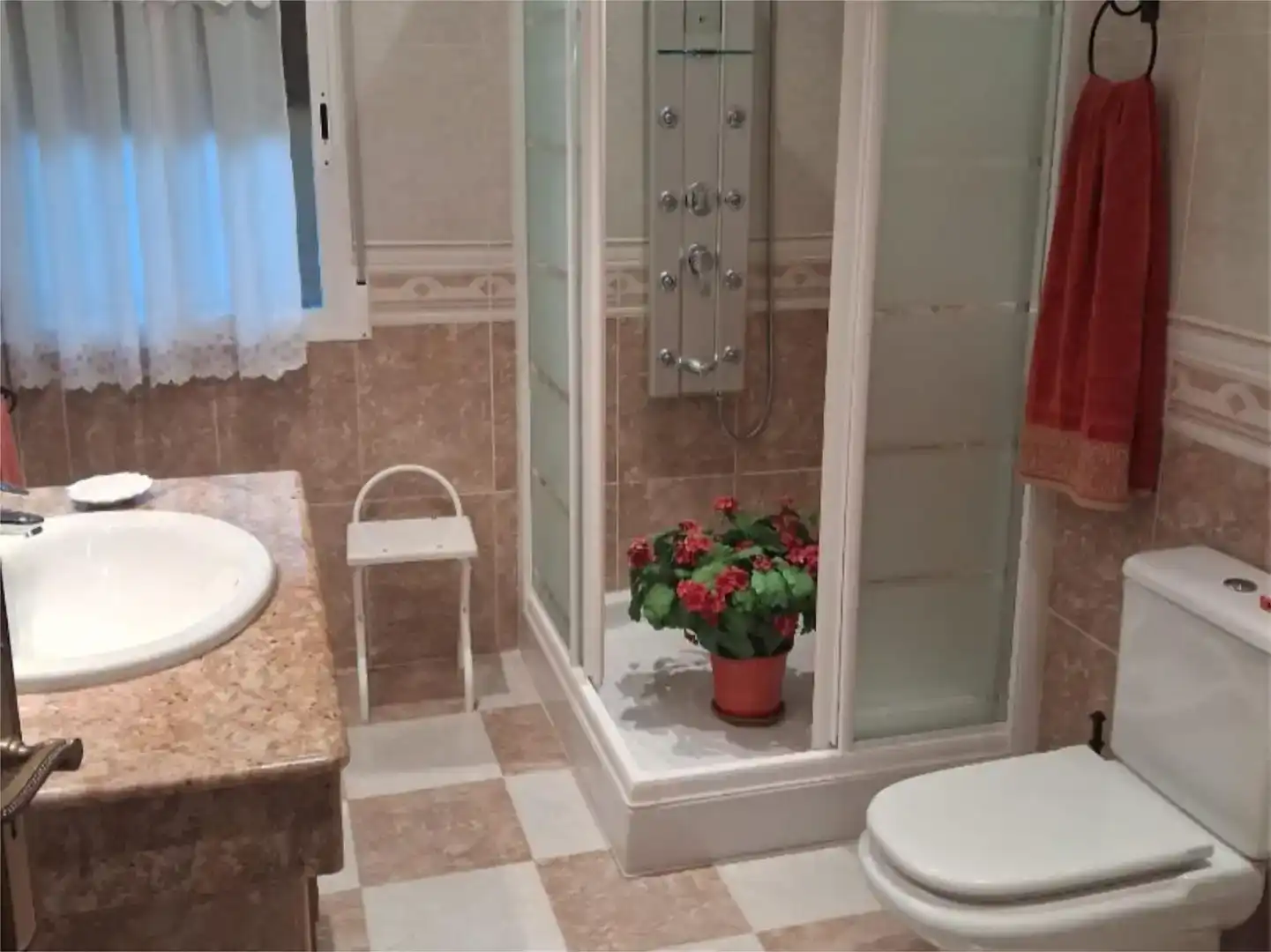 Baño de Piso en venta en Piedrabuena con Aire acondicionado y Trastero