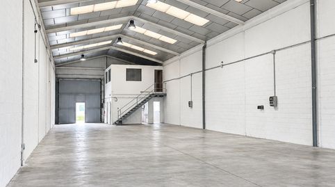 Foto 5 von Fabrikhallen zur Miete in Campo Real, Madrid
