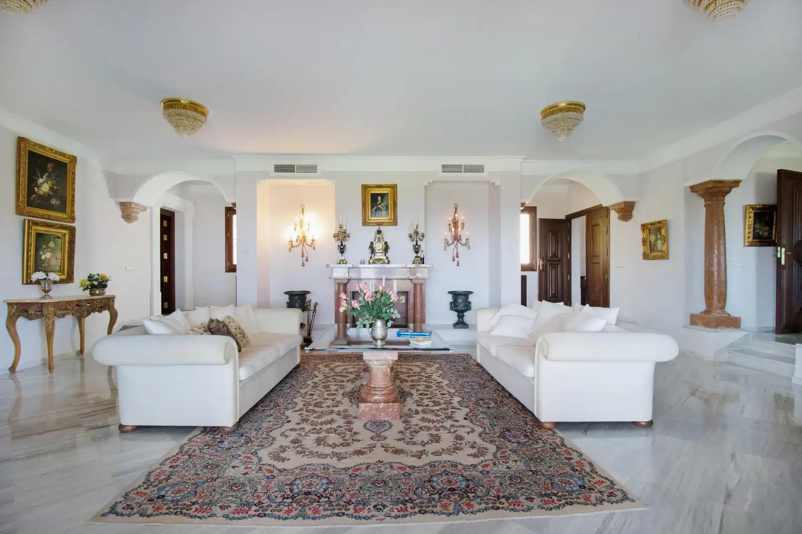 Living room of Houses for rent in Marbella  with Private garden, Terrace and Swimming Pool