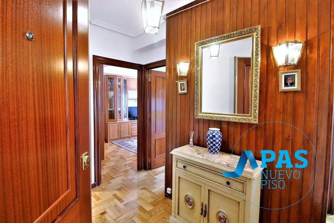 Piso en venta en Santander con Calefacción