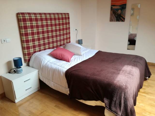 Piso en Alquiler en Calle Placentinos en Universidad - Tenerías