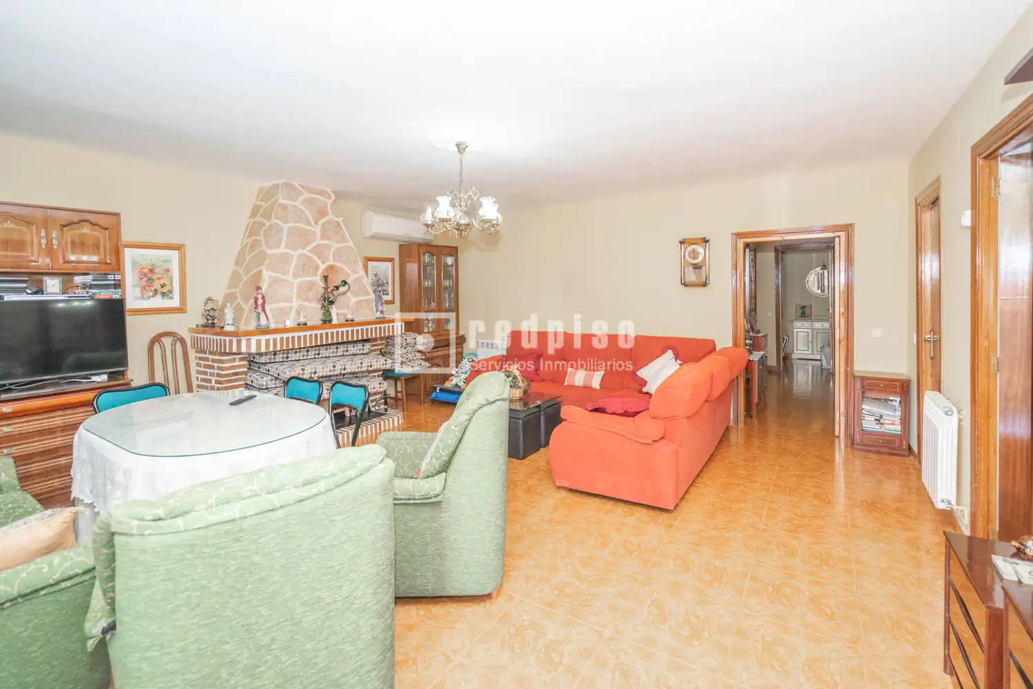 Sala de estar de Casa o chalet en venta en Palomeque con Aire acondicionado, Calefacción y Jardín privado