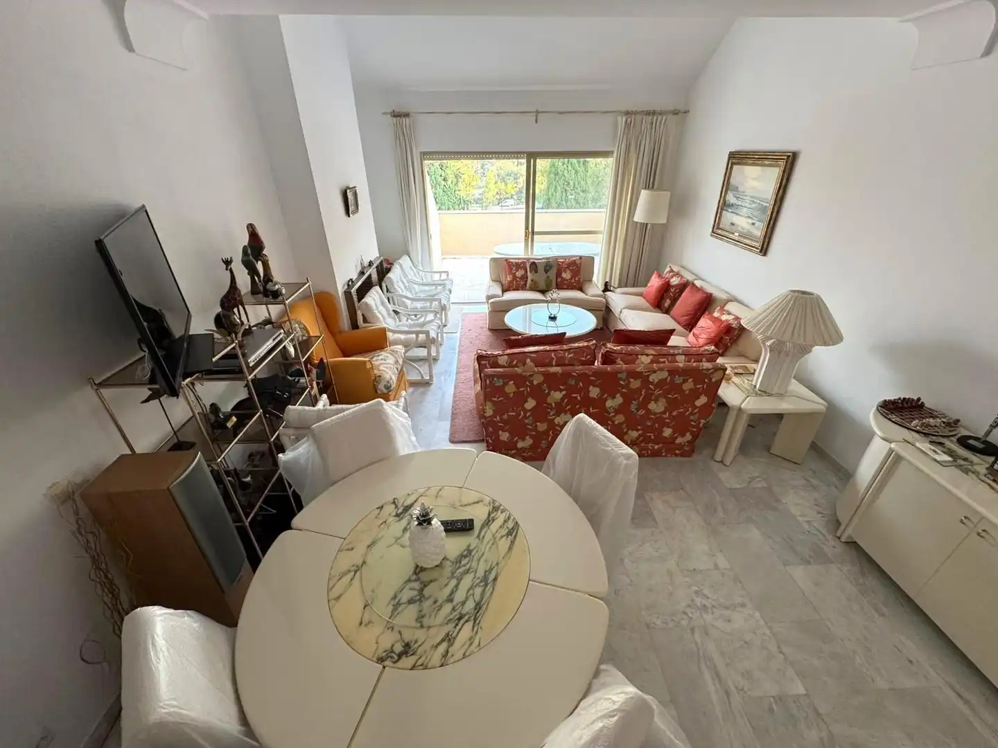 Sala de estar de Dúplex en venta en Marbella con Aire acondicionado, Terraza y Amueblado