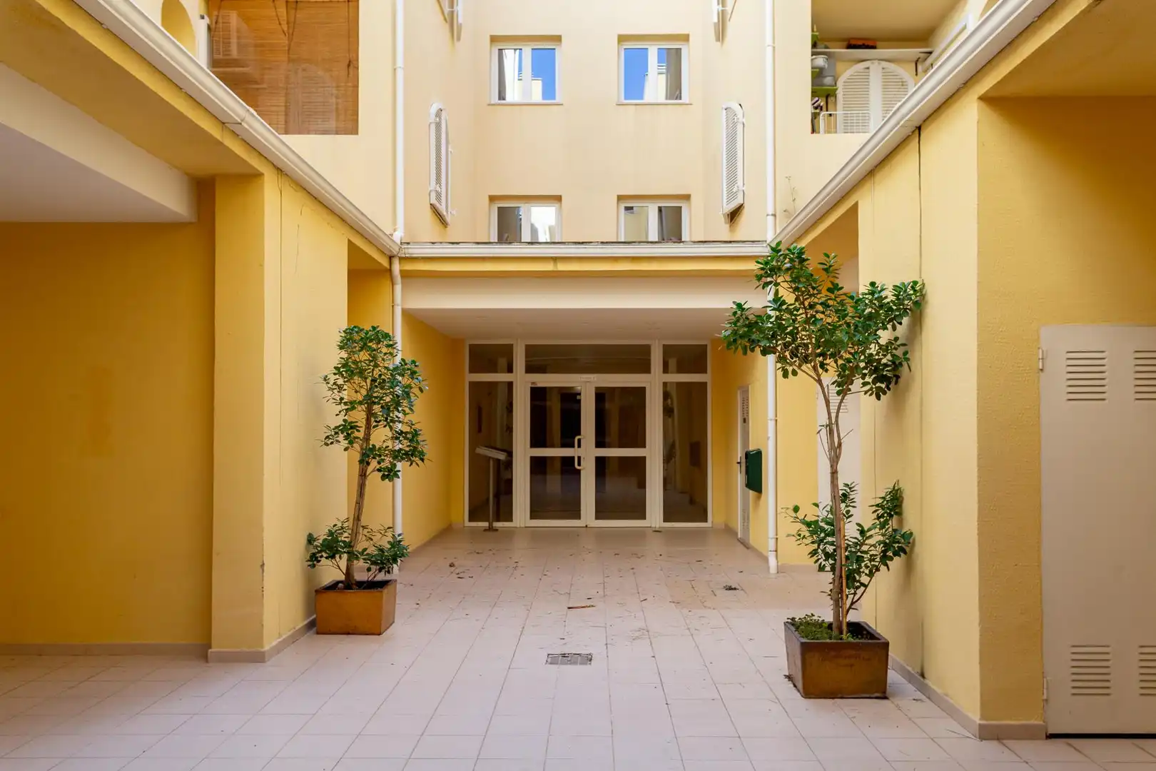 Flat for sale in Mont-roig del Camp  with Air Conditioner, Private garden and Terrace