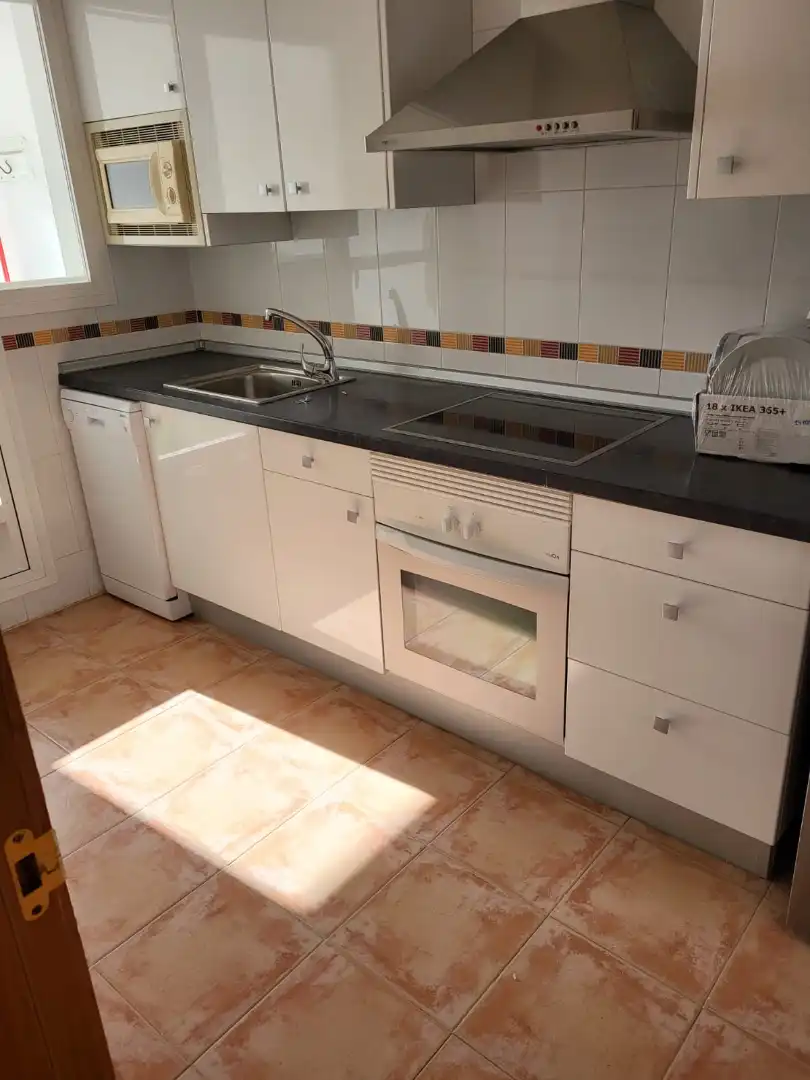 Attic for rent in Calle Comunera María Pacheco, Los Pacos