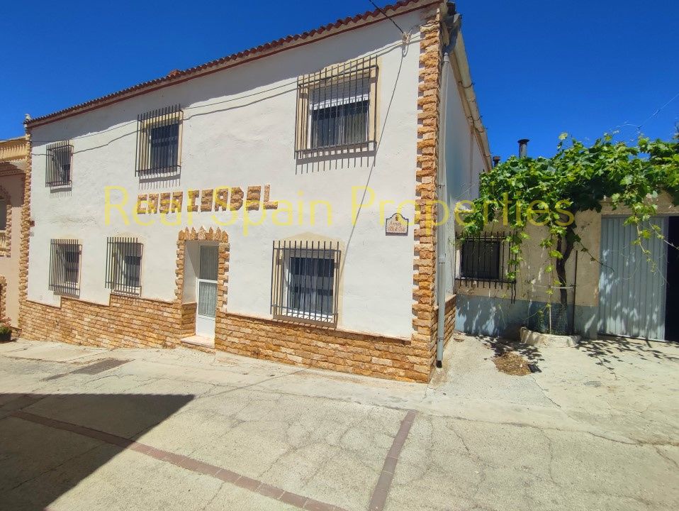 Vista exterior de Casa adosada en venta en Oria con Terraza y Internet
