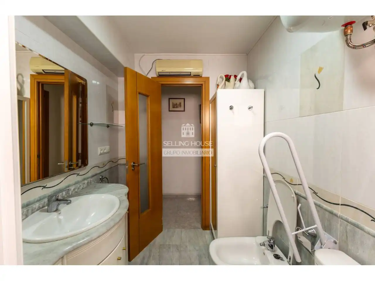 Baño de Piso en venta en Mislata con Amueblado y Balcón