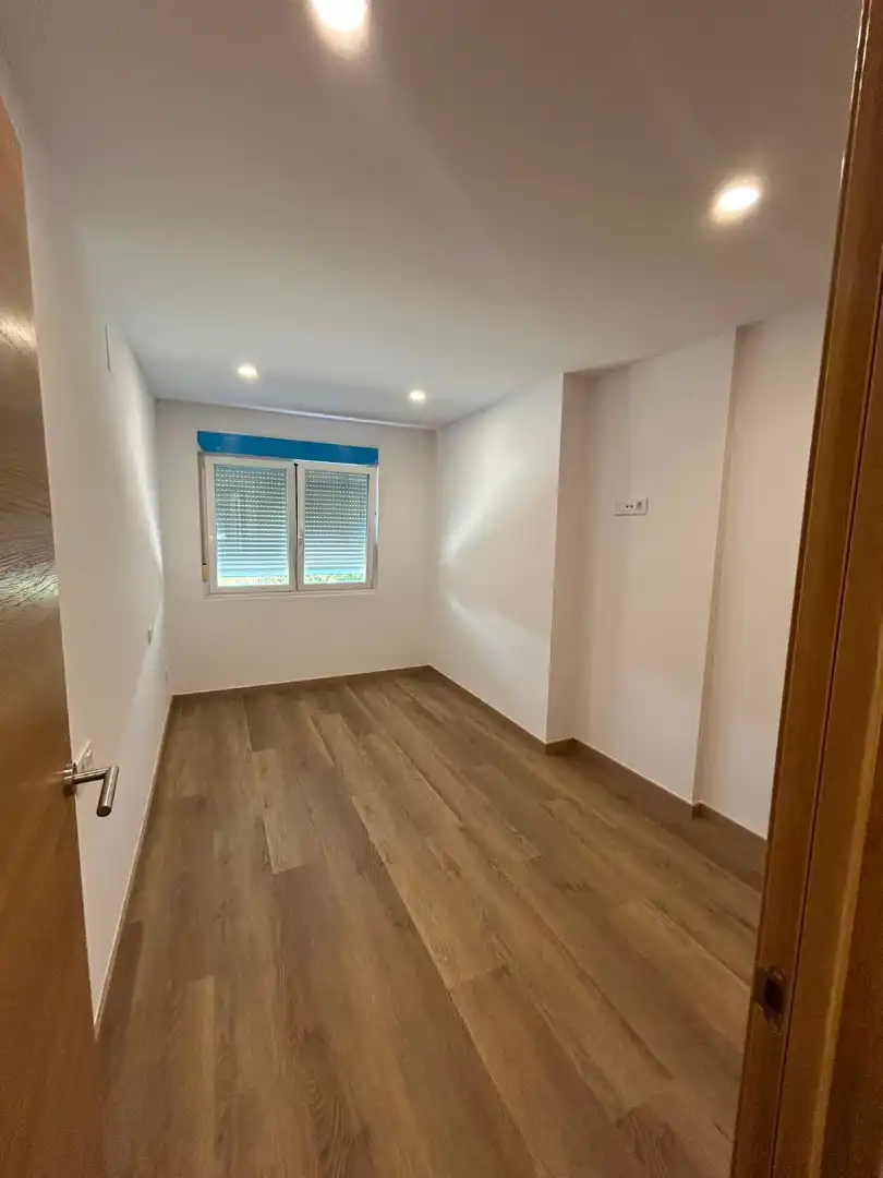 Habitación de Casa o chalet de alquiler en Lugo con Calefacción, Jardín privado y Parquet