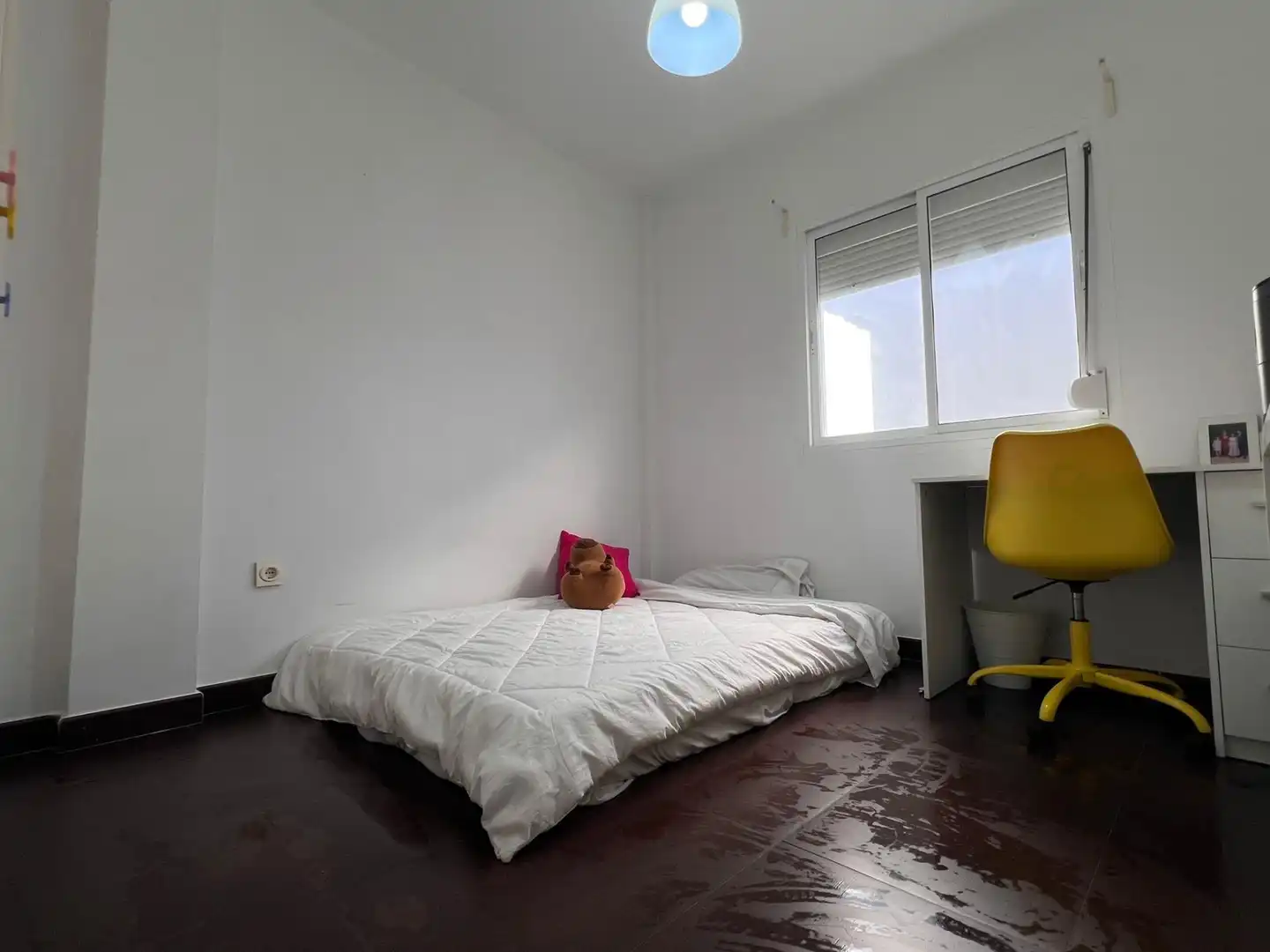 Habitación de Casa adosada en venta en Los Barrios