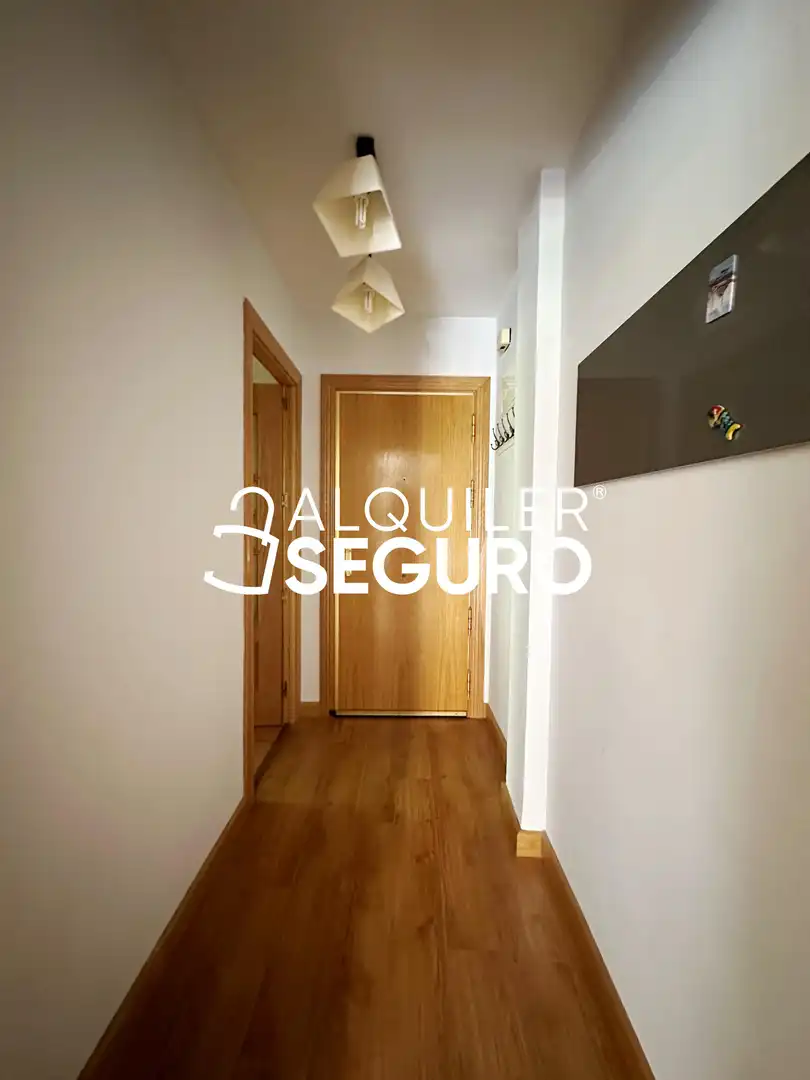 Piso de alquiler en Alpedrete con Calefacción, Piscina y Amueblado